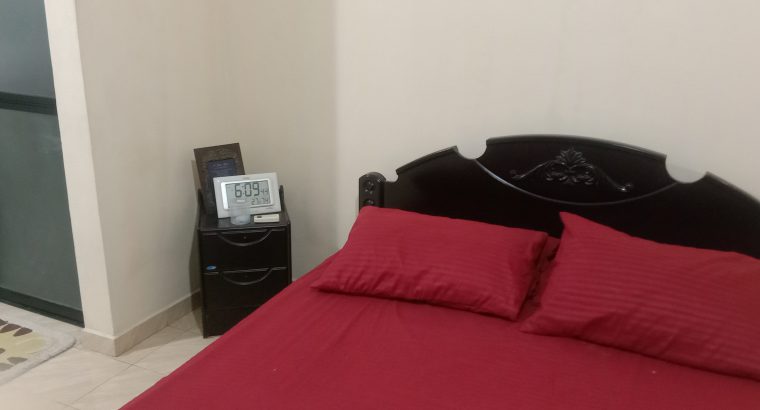 Queen size bed, with two cupboards and mattress