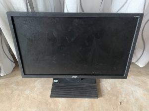 Desktop and monitor for sale