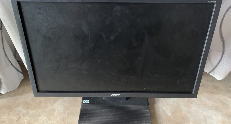 Desktop and monitor for sale