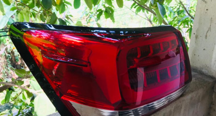 Toyota Premio 260 LHS tail lamp