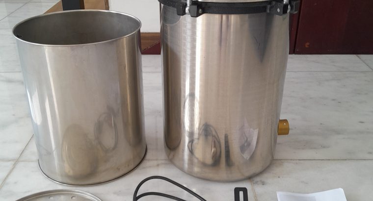 A brand new 24L autoclave for just SLR300,000