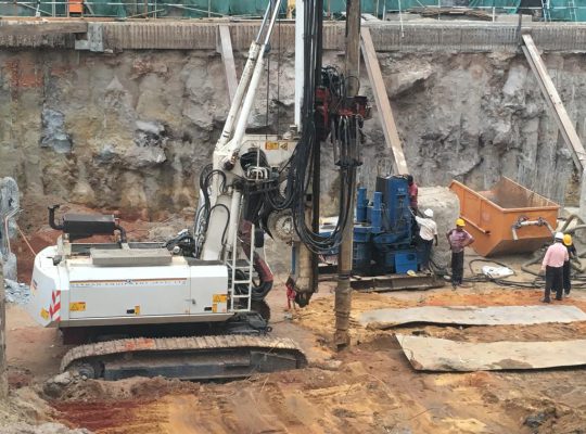 Piling Rig with tools for sale