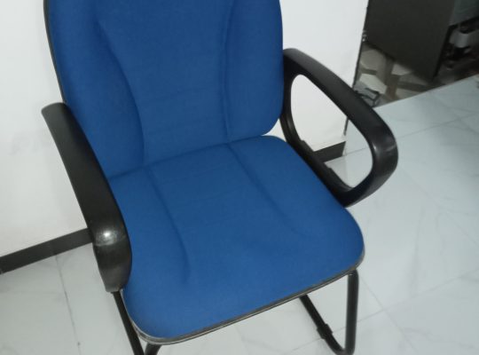 Home Computer/Visitor Chair – Damro Brand