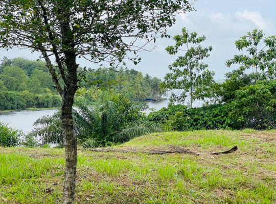 Land at Lake Front Hirana Panadura