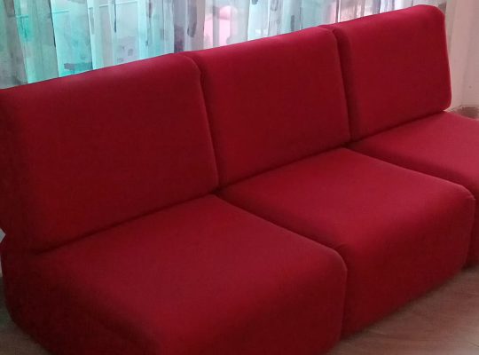 Set of 5 Red Lounge Chairs – Great Deal LKR 17,500