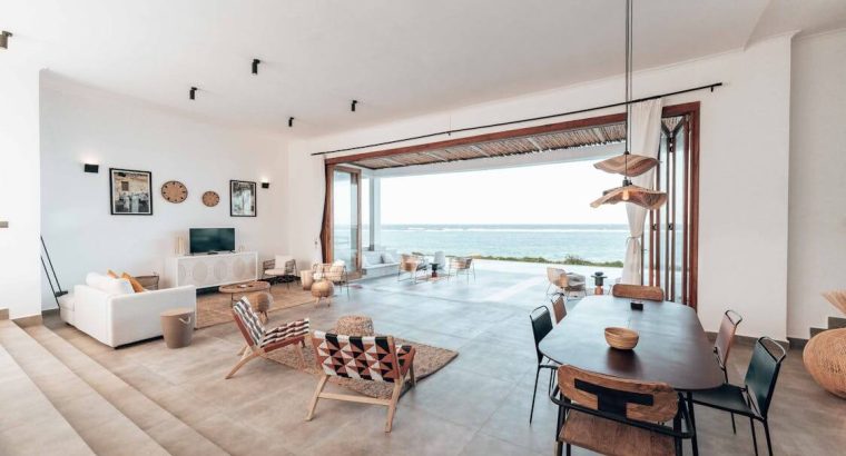 Luxury pluse Beachfront House for Sale...