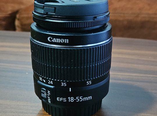 Canon D4000