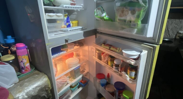 Hitachi used refrigerator