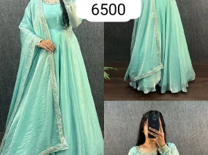 Dress form mannequin