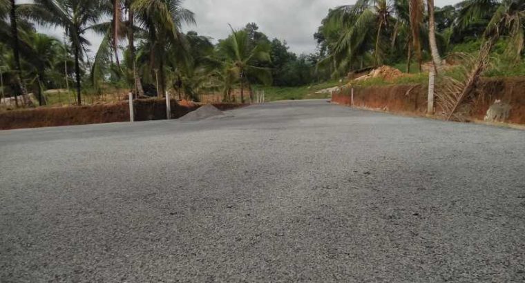 For quick sale-Two stroy House with 15p Land