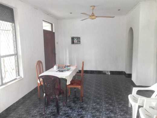 Huawei y7 prime 2019 {light used}