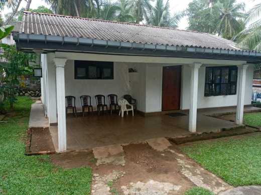 Prius G touring 2013