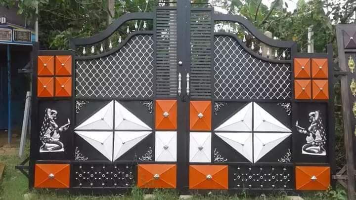 පර්වස් 10 ඉඩම සහ අංග සම්පුර්ණ නොකල කුඩා නිවසක් විකිණීම සදහා.