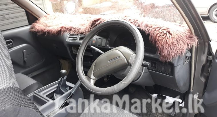 Each Head-Love Birds