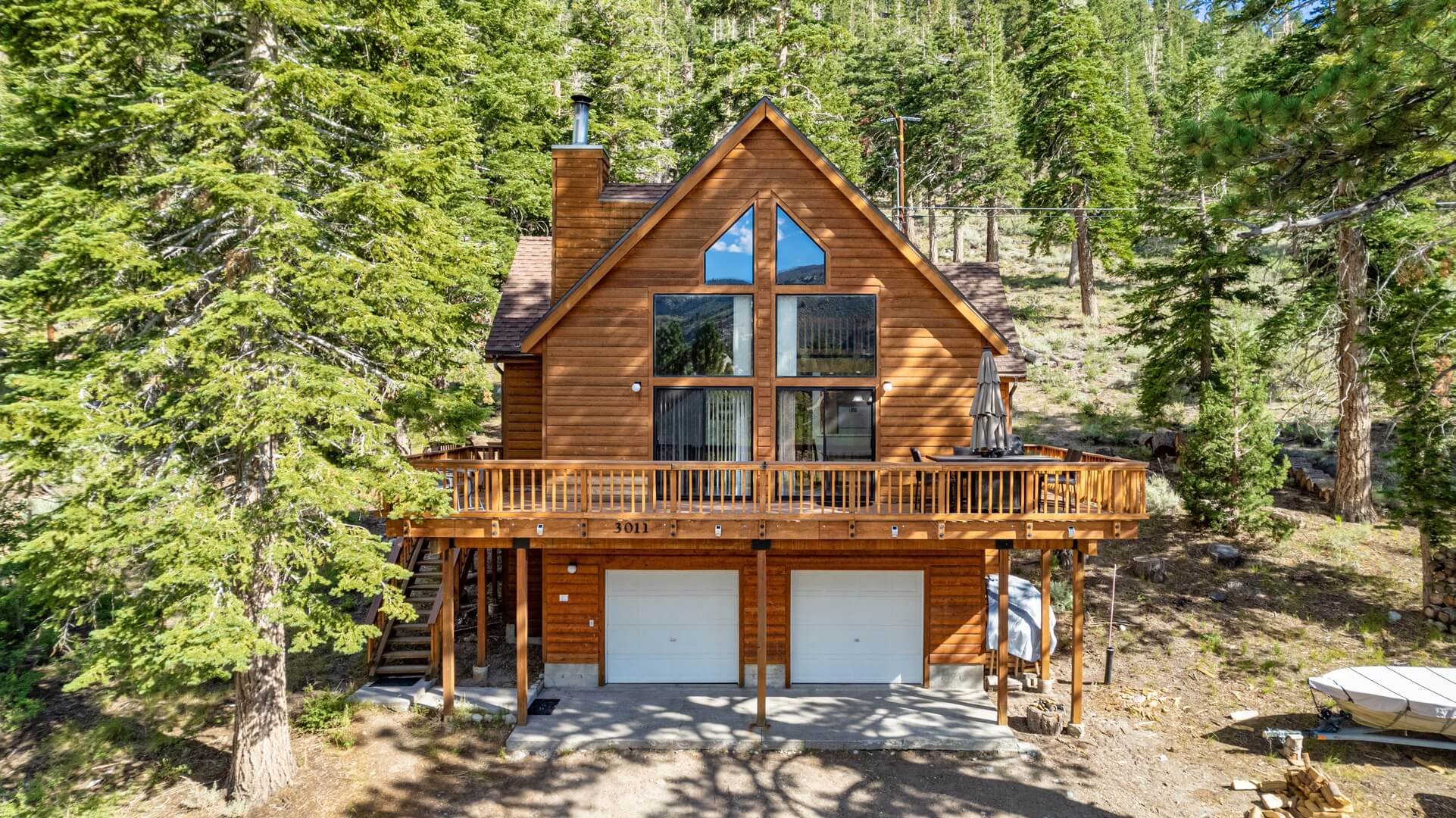 Steep Mountain Cabin Retreat, 3 Bed Scenic Views Fireplace