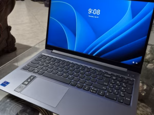 Lenovo ideapad slim 3 15IRH8