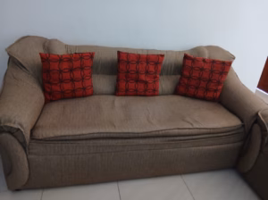 Combo Deal – Sofa Set With Coffee Table!